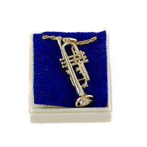 Collar trompeta dorado